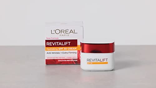 L'Oréal Paris Revitalift Day Cream, Face Moisturiser With SPF 30, Refines & Protects [50ml] & L'Oréal Paris Revitalift Night Cream, Face Moisturiser With Pro Retinol, Anti Wrinkle & Firming [50ml]