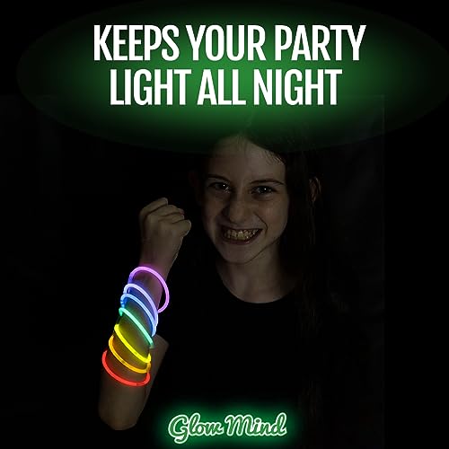 200 Glow Sticks Bulk Party Supplies - Glow in The Dark Fun Party Pack with 8 inches Glowsticks and Connectors for Bracelets and Necklaces