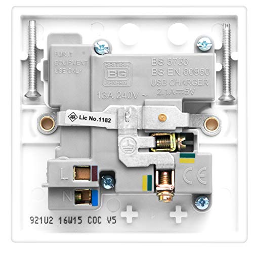 BG Electrical Single Switched 13 A Fast Charging Power Socket with Two USB Charging Ports, 2.1 A, 5 V, 10.5 W, Square Edge, White