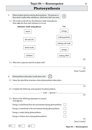 GCSE Combined Science AQA Exam Practice Workbook - Foundation (includes answers): for the 2024 and 2025 exams (CGP AQA GCSE Combined Science)