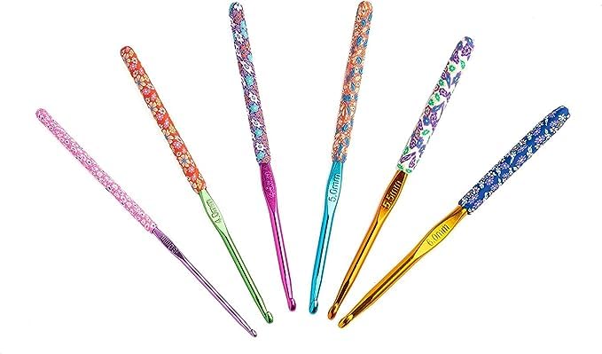 The Quilted Bear Crochet Hooks - Premium Soft Grip Floral Crochet Hooks with Ergonomic Polymer Clay Handle (8.0mm Crochet Hook)