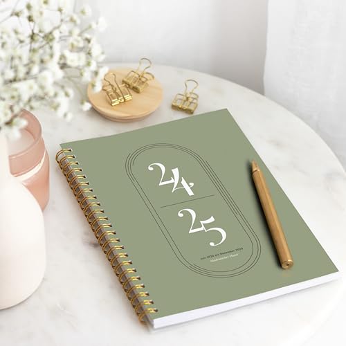 Rileys Planner 2024-2025 Academic Year, 18-Month Academic Weekly Planner - Academic Weekly & Monthly Agenda Planner, Flexible Cover, Notes Pages, Twin-Wire Binding, 20 x 15 cm (Green, German)