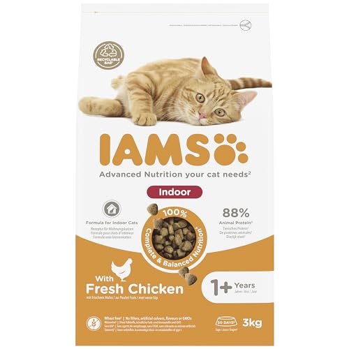 IAMS Indoor Complete Dry Cat Food for Adult and Senior Cats with Chicken 3 kg