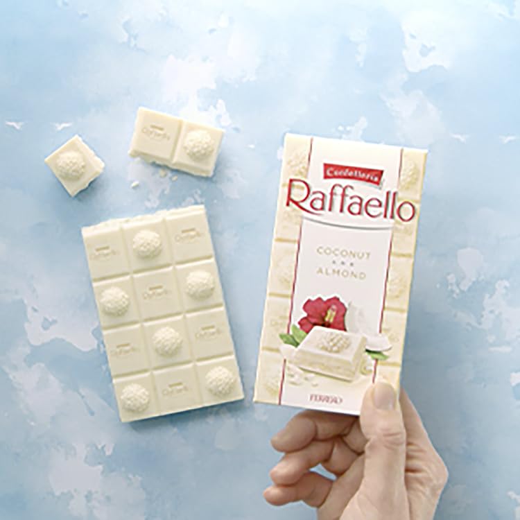 Ferrero Raffaello White Chocolate Bar Coconut Almond Cream 90g