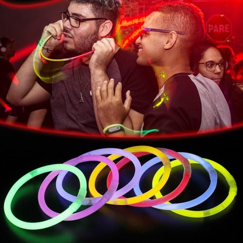 SHATCHI 50Pcs Glow Sticks 8 inches and Connectors Neon Colours Kit for Bracelets, Rings Necklace Halloween Rave Fancy Dress Party Props Bag Fillers Toys Favours