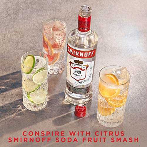 Smirnoff No. 21 Vodka ,37.5% vol , 70cl ,Triple Distilled & 10 x Filtered ,Premium Vodka Made in Great Britain , Smooth with a Hint of Sweetness & Pepper ,Vodka 70cl