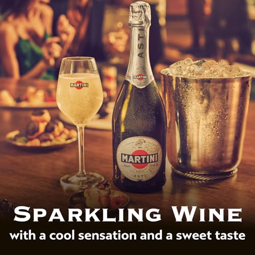 MARTINI Asti Sparkling Wine, Medium-Sweet Italian Wine, 7.5% ABV, 75cl / 750ml