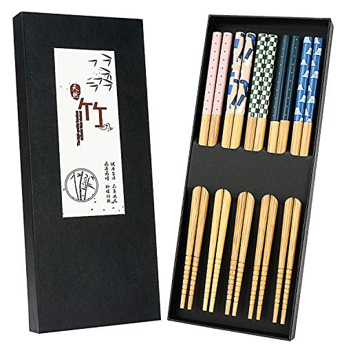 5 Pairs Japanese Natural Bamboo Chopsticks with Unique Print, Reusable Chopstick Gift Set for Sushi Rice Noodles, Chinese Tableware Washable for Dishwasher, 8.85 Inches Length