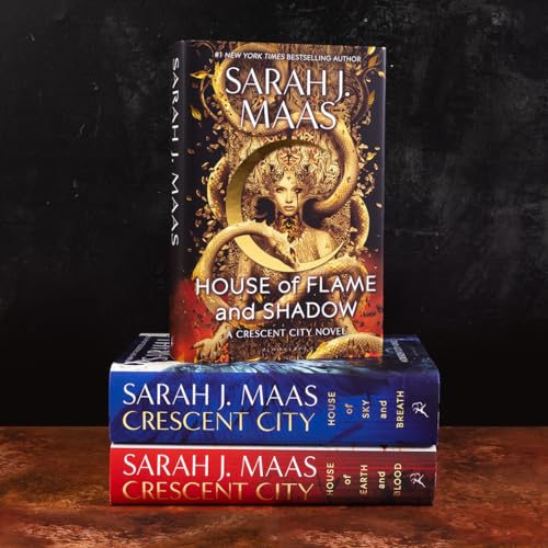 House of Flame and Shadow: The INTERNATIONAL BESTSELLER and the SMOULDERING third instalment in the Crescent City series