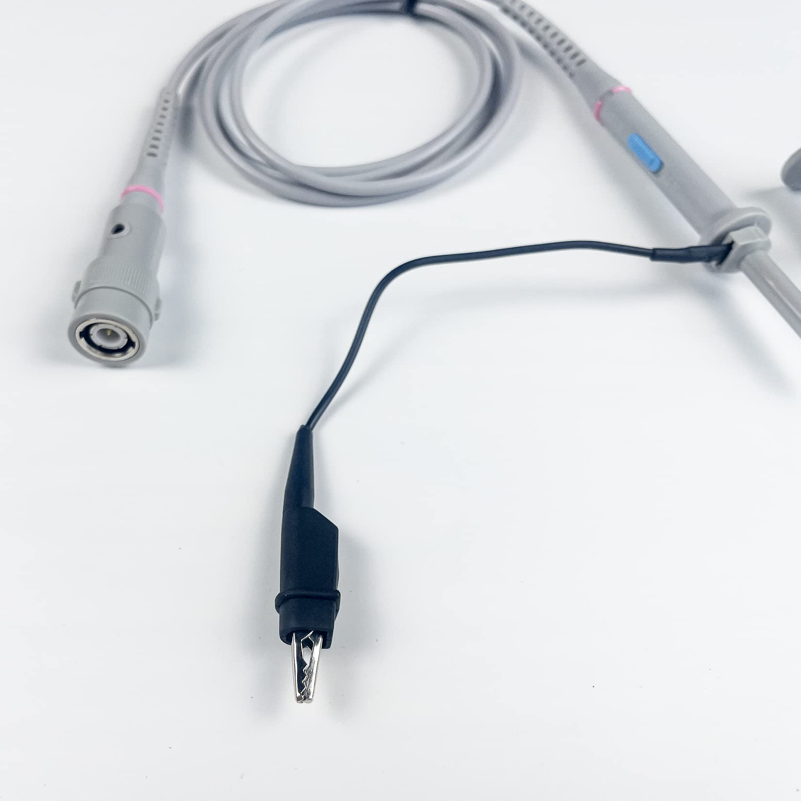 OWON 100MHz Oscilloscope Probe Kit, BNC Oscilloscope Clip Probe Attenuation Can be Adjusted by 1x or 10x Slide Switch for Series Oscilloscope