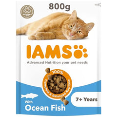 IAMS Complete Dry Cat Food for Senior 7and Cats with Ocean Fish 800 g