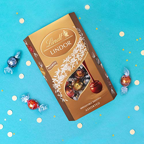 Lindt Lindor Assorted Chocolate Truffles Box Extra Large - Approx 48 balls,600g -Chocolate Truffles with a Smooth Melting Filling -Gift Present or Sharing -Father's Day, Birthday,Congratulations