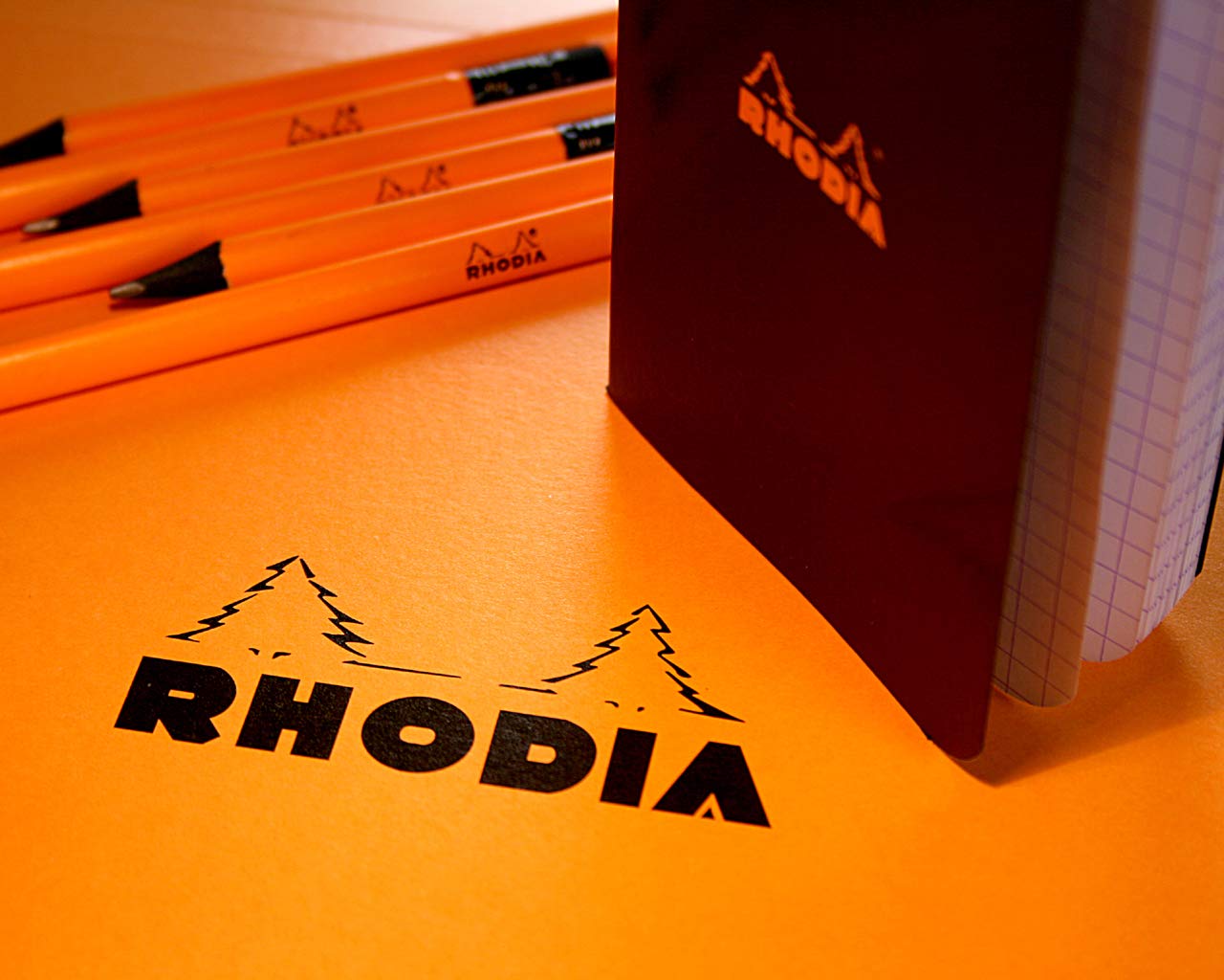 RHODIA 116009C - Stapled Notepad N°11 Black - A7 - Ruled - 80 Detachable Sheets - White Clairefontaine Paper 80 g/m - Soft, Resistant and Waterproof Coated Card Cover - Basics, 74x105mm