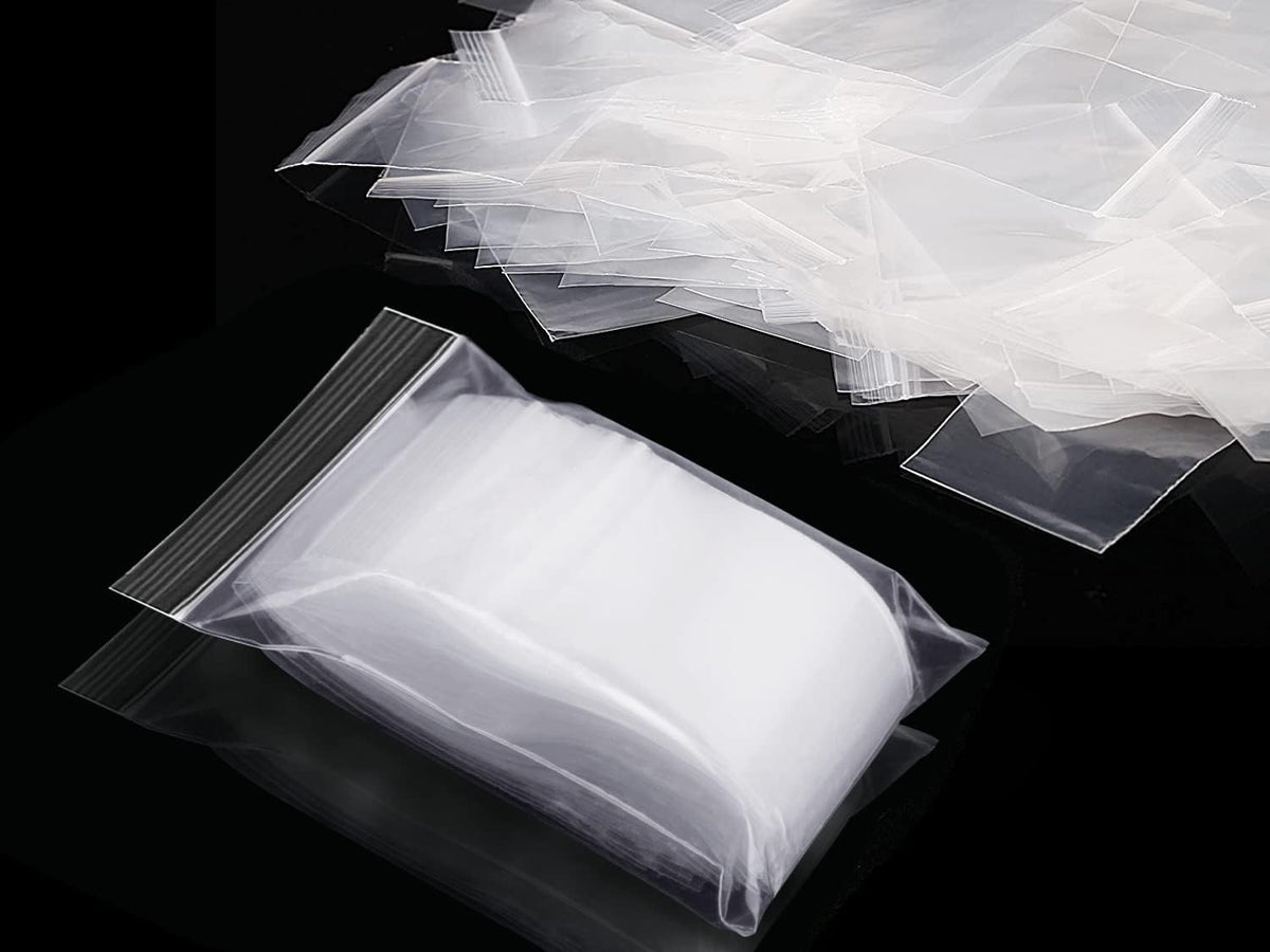 600 Pcs Small Plastic Bags Sealable Grip Seal Bags 6 * 4cm Ziplock Bags Resealable Clear Plastic Bags Tiny Transparent Polythene Pouches for Kitchen DIY Arts Crafts Office Jewellery Storage Baggies