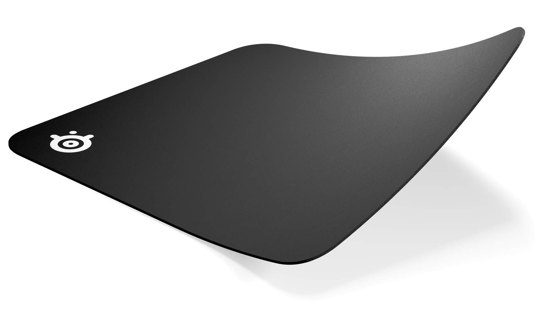 SteelSeries QcK Cloth Gaming Mouse Pad - Micro-Woven Surface - Optimized For Gaming Sensors - Size M (320 x 270 x 2mm) - Black