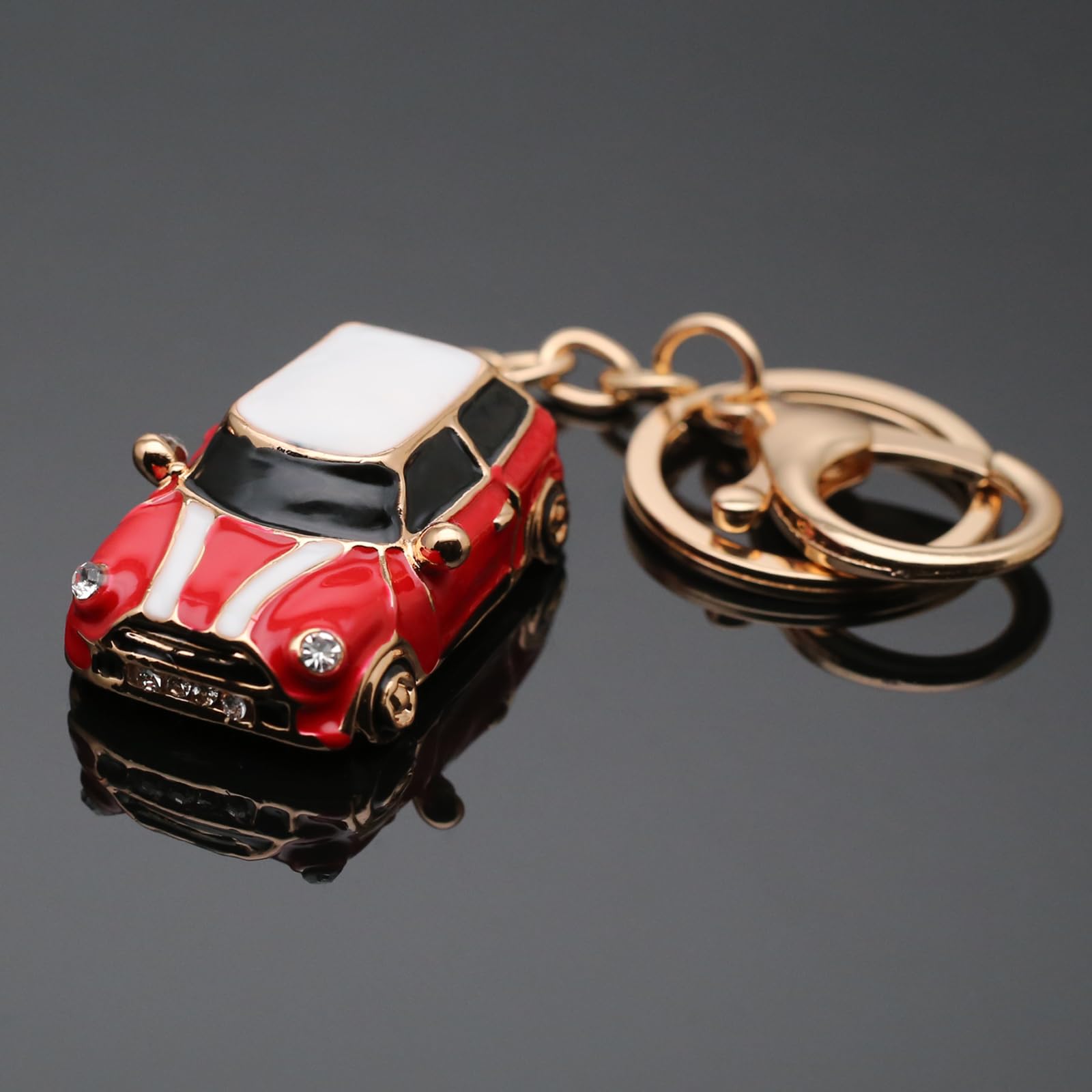 Car Keychain with Keyring, Metal Car Model Key Chains for Car Keys, Keychain Accessories for Men and Women Family Present (Red)