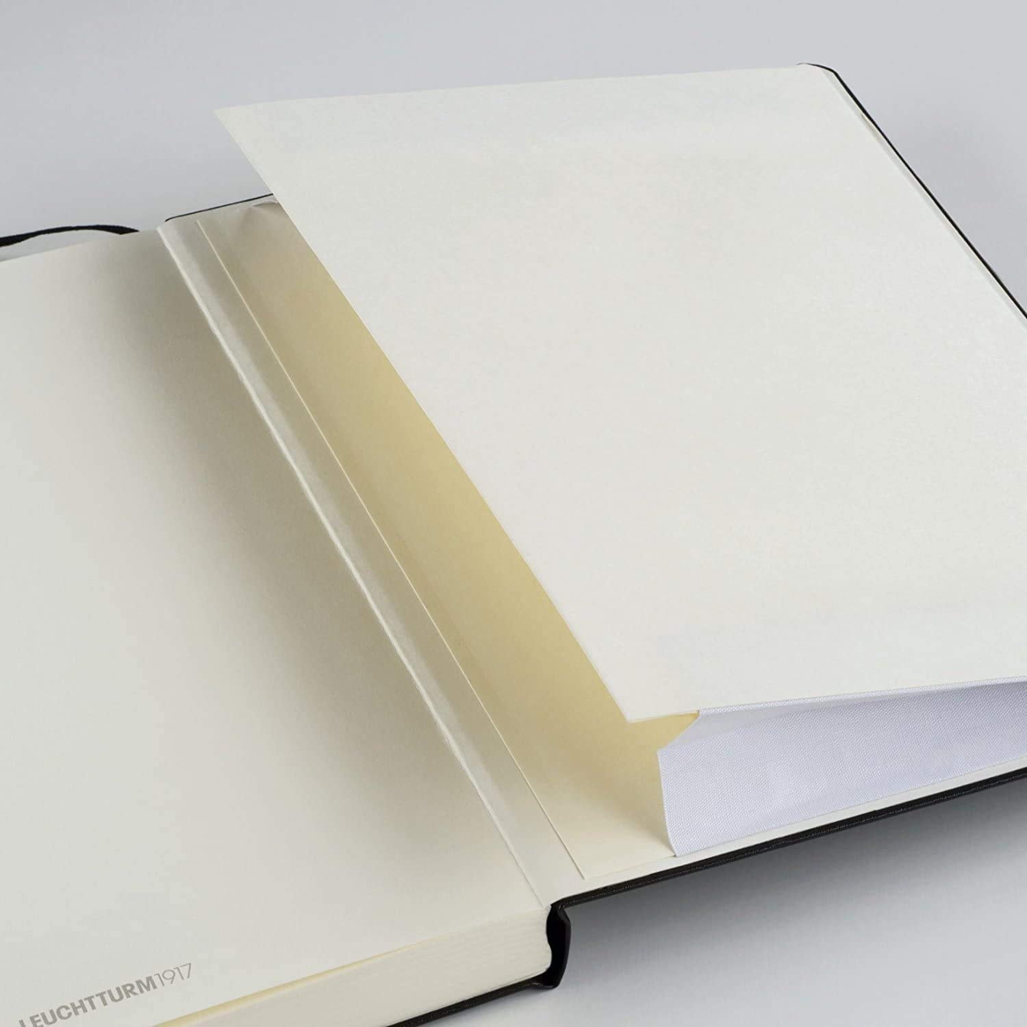 LEUCHTTURM1917 342930 Notebook Pocket (A6), 185 numbered pages, ruled, orange