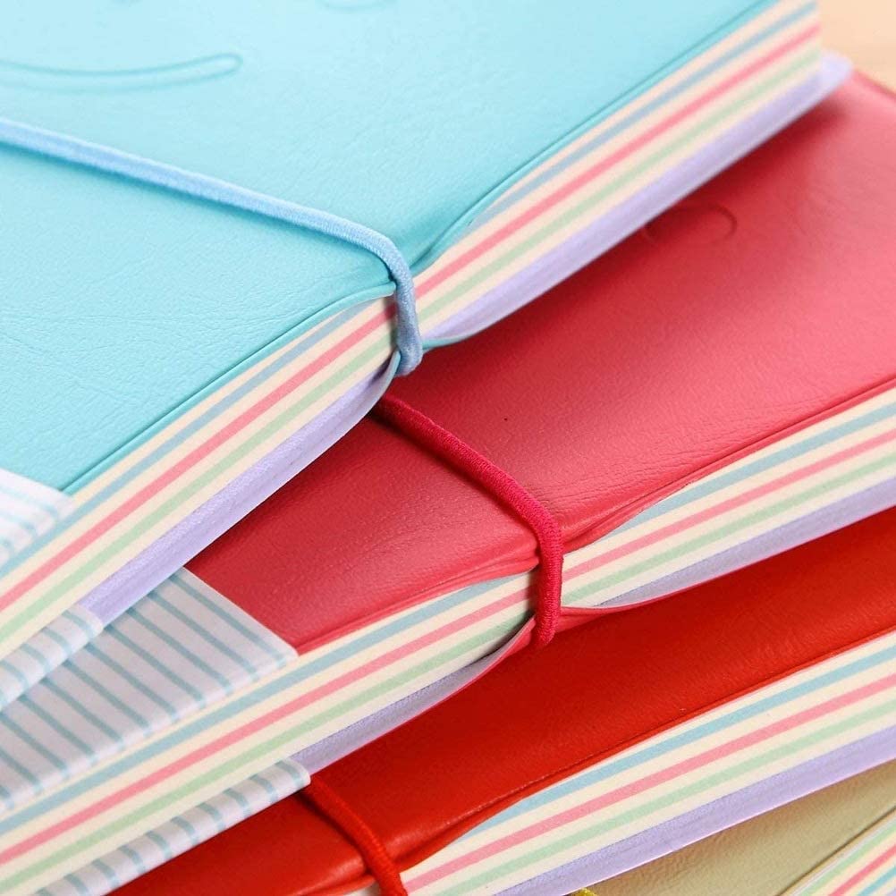 2 Pcs Mini Smiley Notebook, Mini Smiley Diary 2 Colors Pocket Notebook Small Memo Pads Travel Notepads with Elastic Closure and Imitation-Leather Cover for- 100 Pages （5 * 3.15inch）
