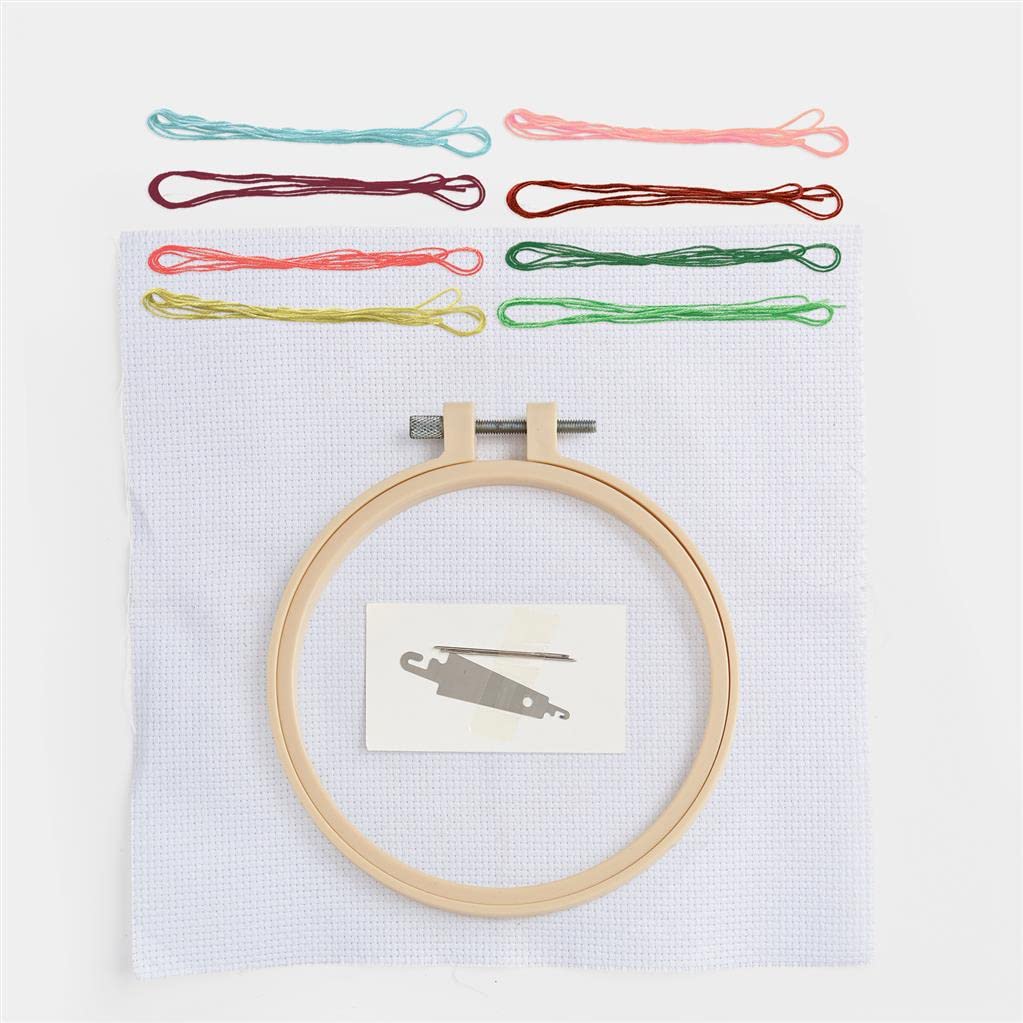 Simply Make docrafts Cross Stitch Hoop Embroidery Kit, Strawberries, DIY Make Your Own Craft Set, for Adults, Older Children, Kids, Beginners, Experienced Crafters, Perfect Hobby