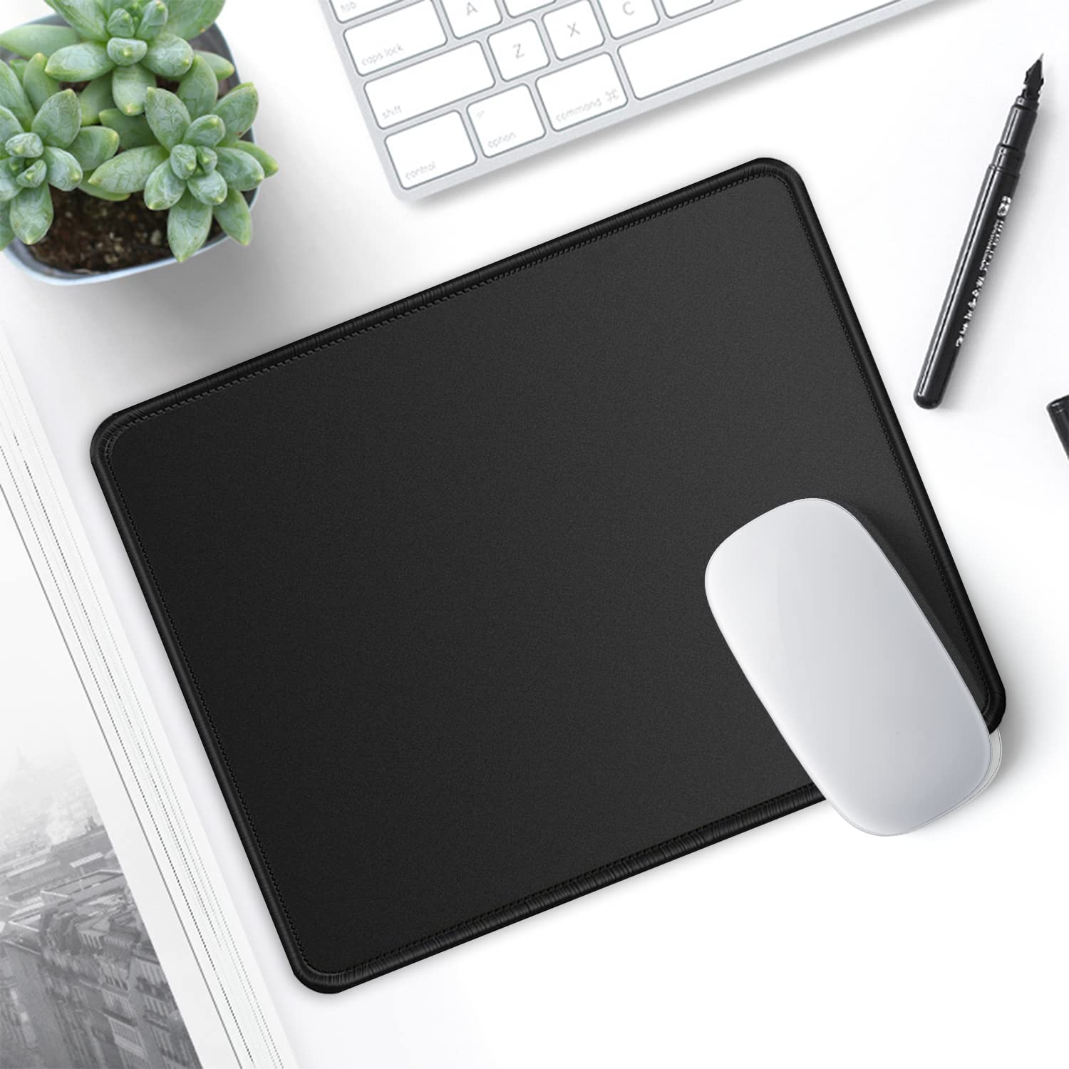 ITNRSIIET Mouse Pad with Stitched Edge, Premium-Textured Square Mouse Mat,Washable Mousepads with Lycra Cloth, Non-Slip Rubber Base Mousepad for Laptop, Computer, PC, 260x210x3mm Black