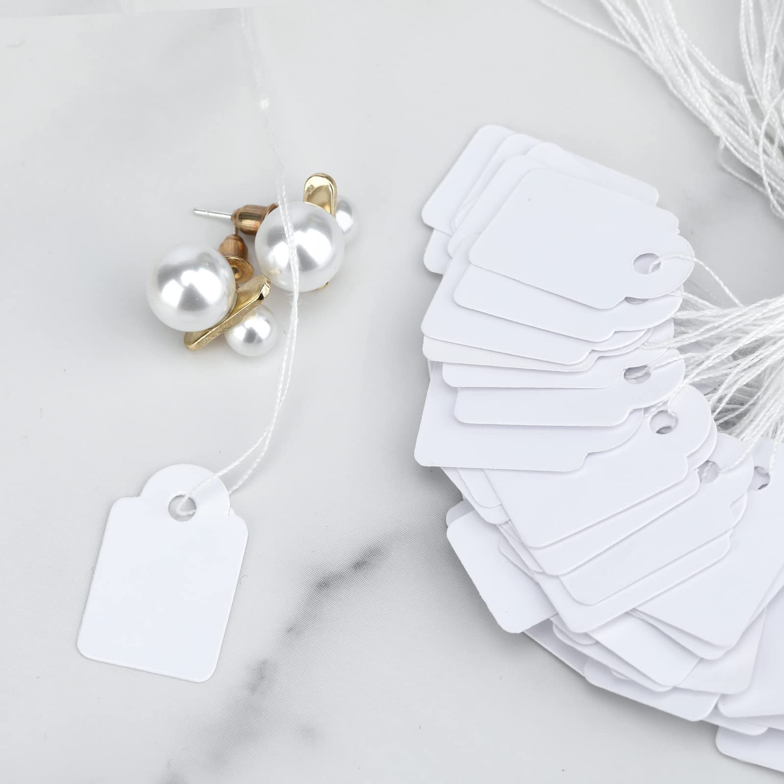 G2PLUS 1000PCS Mini Strung Price Tags - White String Pricemarker Labels, 15x 24mm Tie on Paper Tags, Jewelry Marking Tags - Blank Gift Marking Labels with String for Jewelry Clothing Display