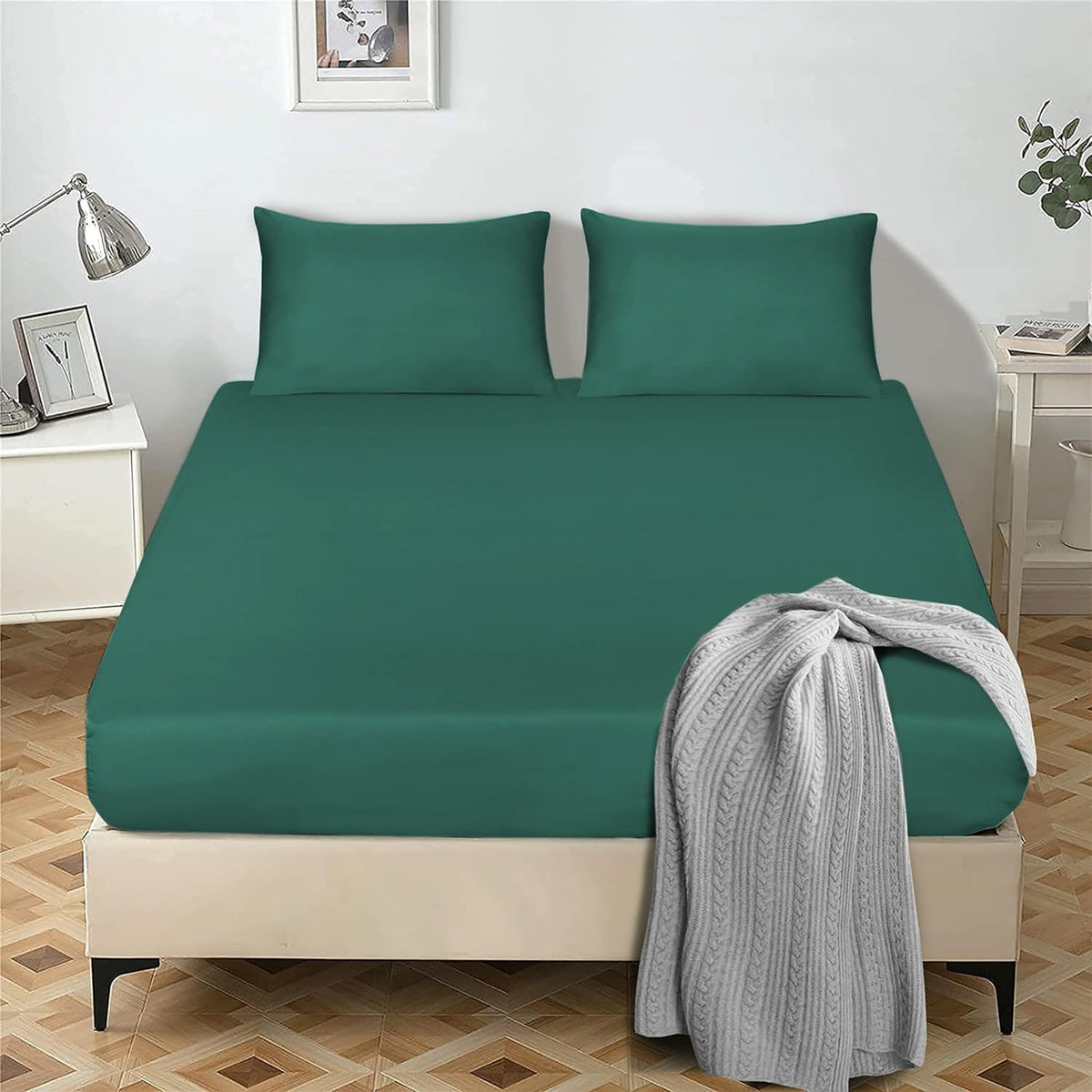 My home store Fitted Sheet 25 cm Deep Brushed Microfiber Ultra Soft No-Iron Wrinkle-Resistant Plain Dyed Fitted Bed Sheets Hypoallergenic Breathable Sheets (Emerald, Super King)