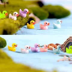 100PCS Mini Resin Ducks Figures Kit 6 Colors Realistic Tiny Cute Duck Ornaments Multicolor Deracoration Set for Handwork Christmas Birthday Party Miniature Figures Micro Fairy Garden Phone Case DIY