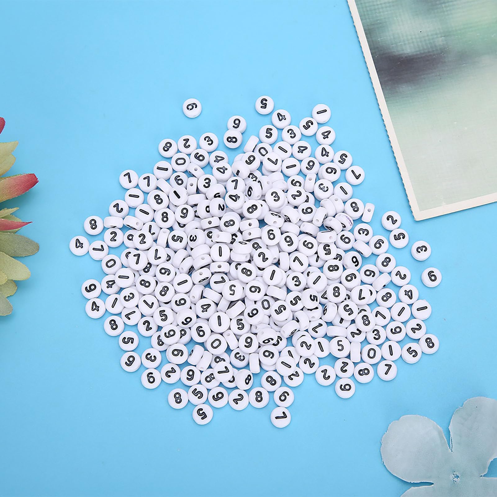 Number Beads, 500Pcs Number 0-9 Flat Round Acrylic Beads for Jewelry Bracelets Necklaces Making DIY Crafting 4 x 7mm