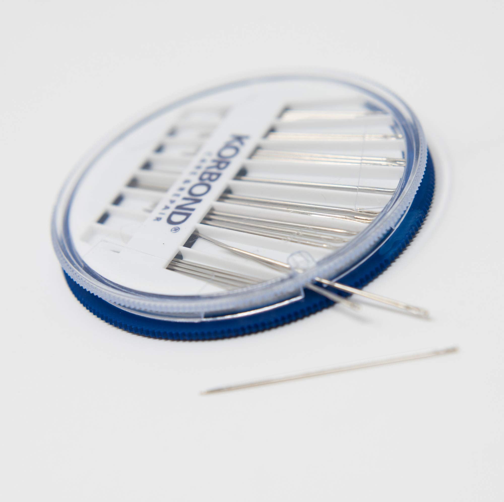 Korbond 30 Piece NEEDLE COMPACT by Korbond – Needle Assortment for a multitude of hand sewing, Betweens Tapestry & Darning Needles