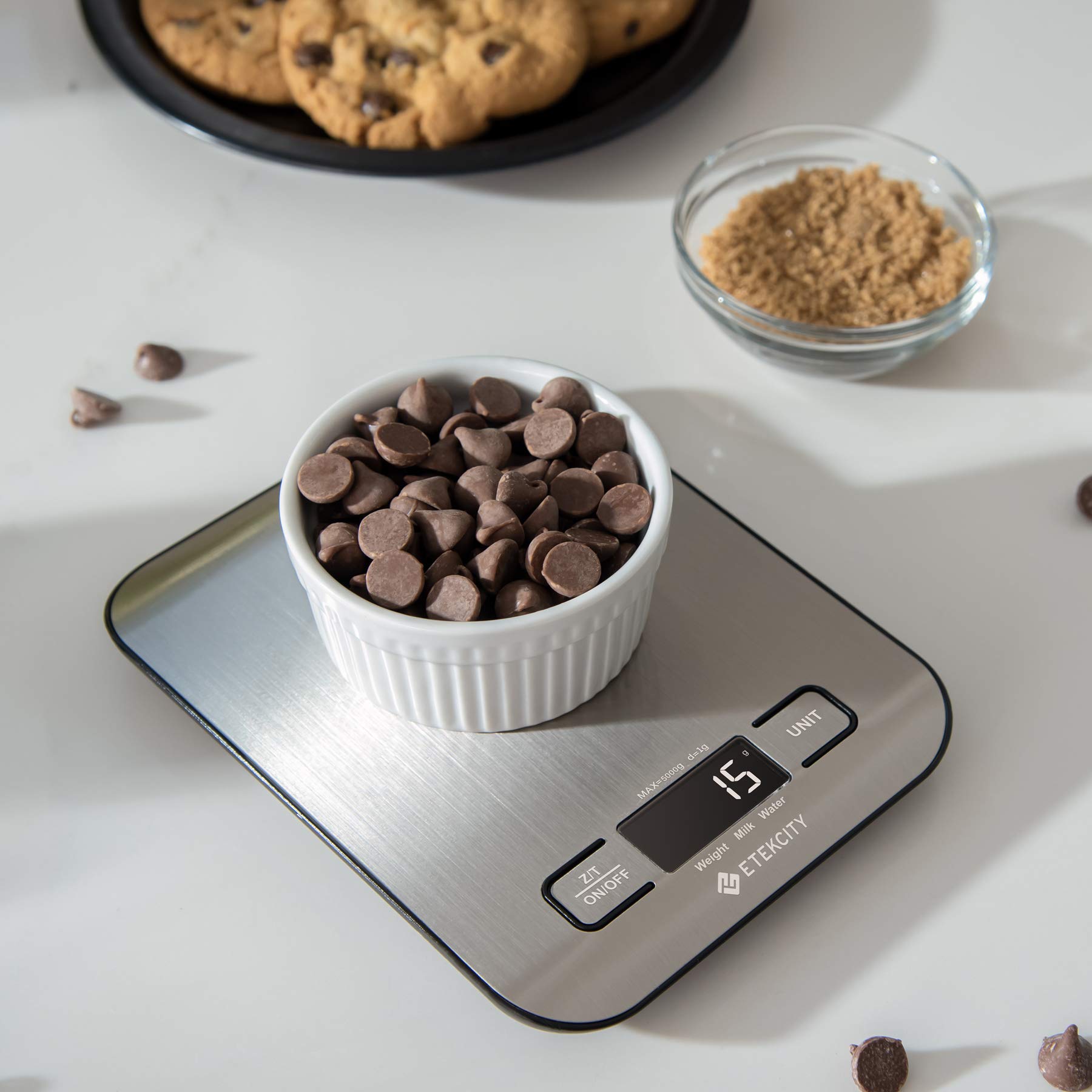 Etekcity Digital Kitchen Scales, Premium Stainless Steel Food Scales, Professional Food Weighing Scales with LCD Display, Incredible Precision up to 1 g (5 kg Maximum Weight), Silver
