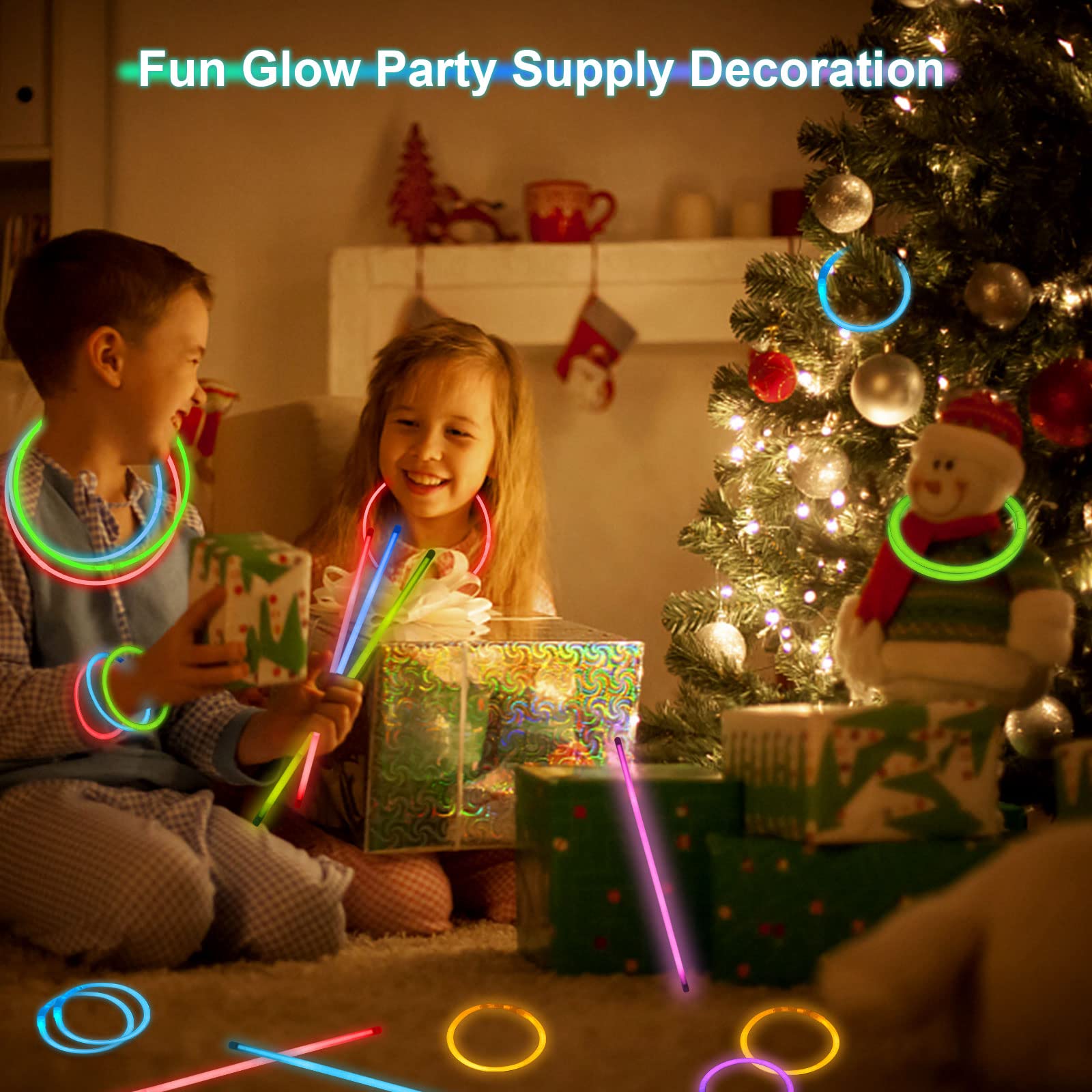 DELEE 100PCS Glow Sticks, Glowsticks Party Packs, Party Bag Fillers with Bracelet Connectors, Glow Neon Necklaces for Kids Dark Party Supplies,Wedding,Festival,Christmas Decoration(100PCS)