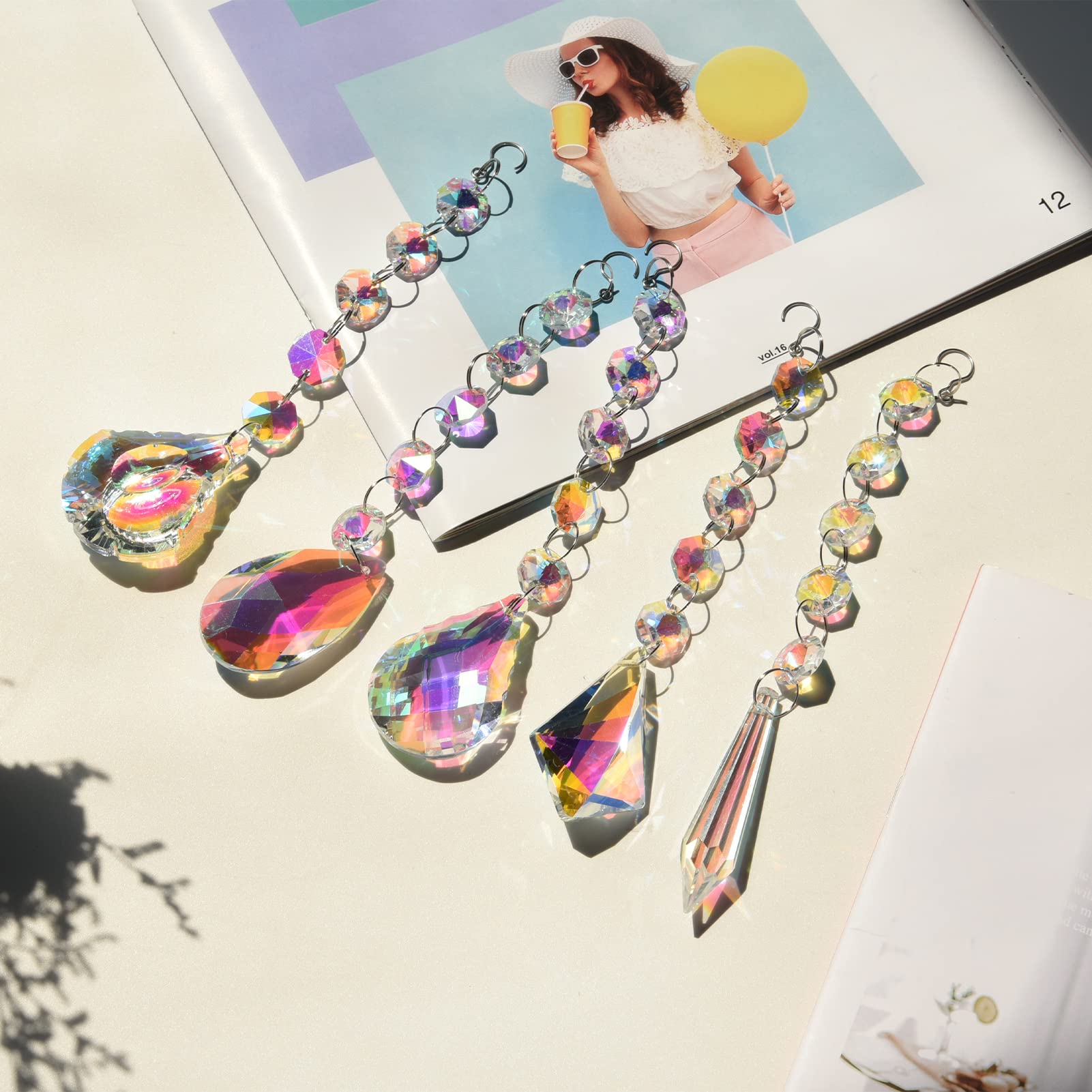 olyee Sun Catchers for Windows, Hanging Crystals Decorations for Home Droplets for Chandeliers Garden Ornaments Light Suncatchers Rainbow Maker for Party Wedding Decro