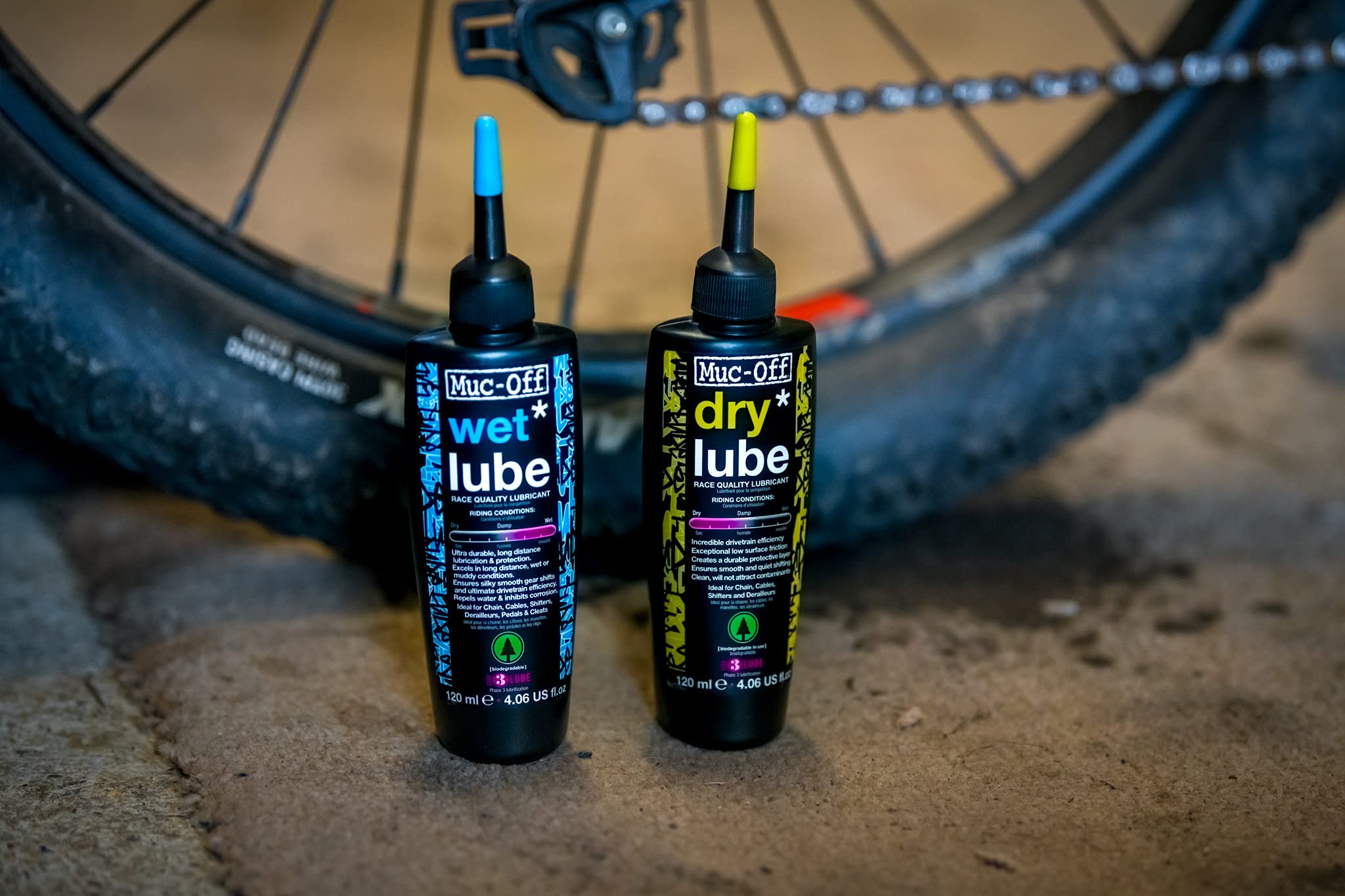 Muc-Off Wet Chain Lube, 50ml - Bike Lube, Bike Chain Oil, Chain Wax for Wet Weather Conditions - Biodegradable Bike Lubricant and Bicycle Chain Oil, Black