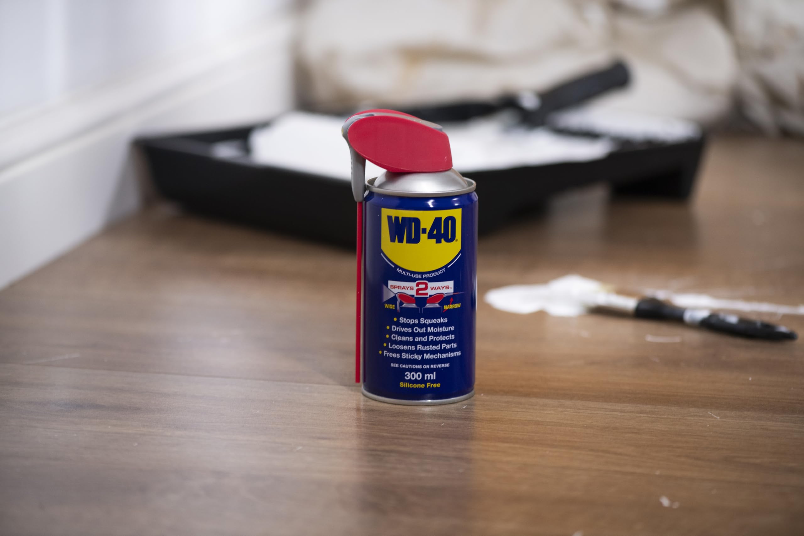 WD-40 Multi-Use Product Smart Straw 300 ml - The Ultimate All-Purpose Lubricant for Home & Workshop Use