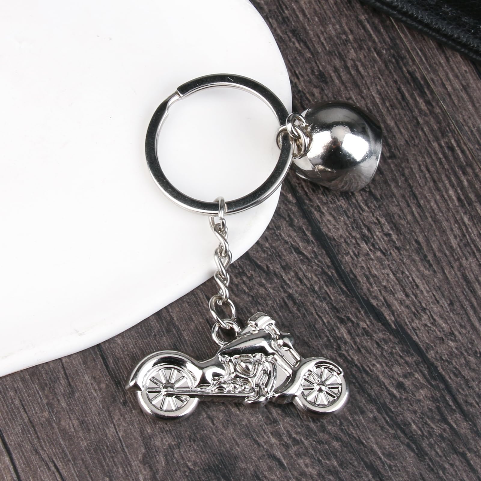 Motor Bike Keyring Model 3D Metal Motorcycle & Helmet Keychain Mini Charm Car Key Ring Accessory Personalised Gifts for Women Men Motorbike Lovers Valentine's Day Birthday Party Xsma Anniversary Prom