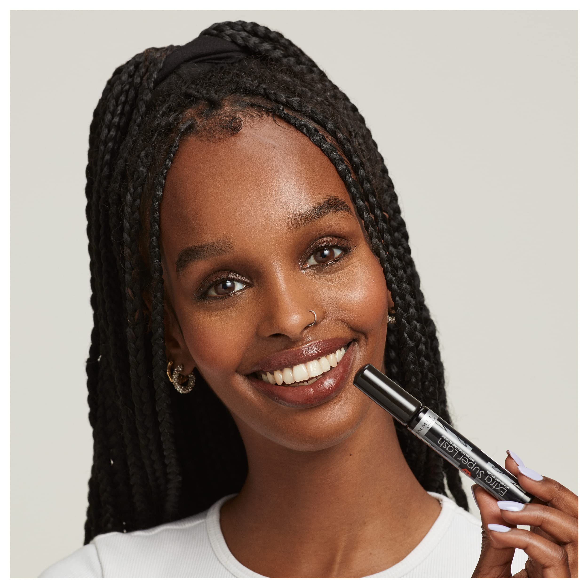 RIMMEL LONDON - Extra Super Lash Building Mascara - Defines, Lengthen & Curl Lashes - With Hydrogel For Healthy Looking Finish - Enriched With Vitamin E - No Clumping - 101 Black Black