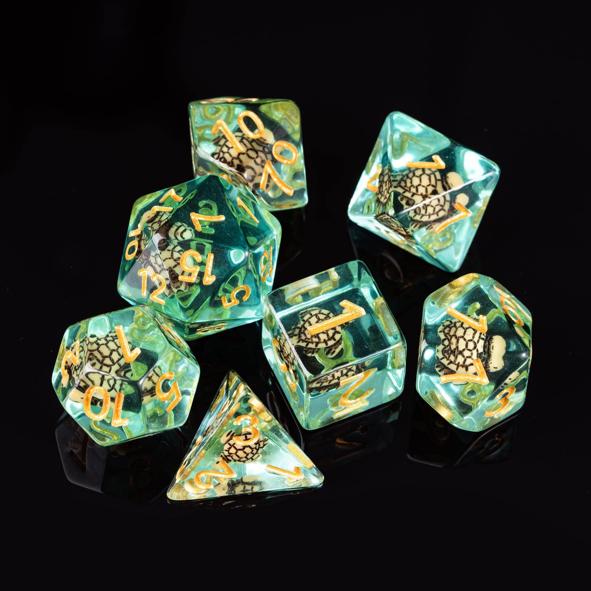 cusdie 7-Die DND Dice, Polyhedral Dice Set Filled with Animal, for Role Playing Game Dungeons and Dragons D&D Dice（Brown Turtle）