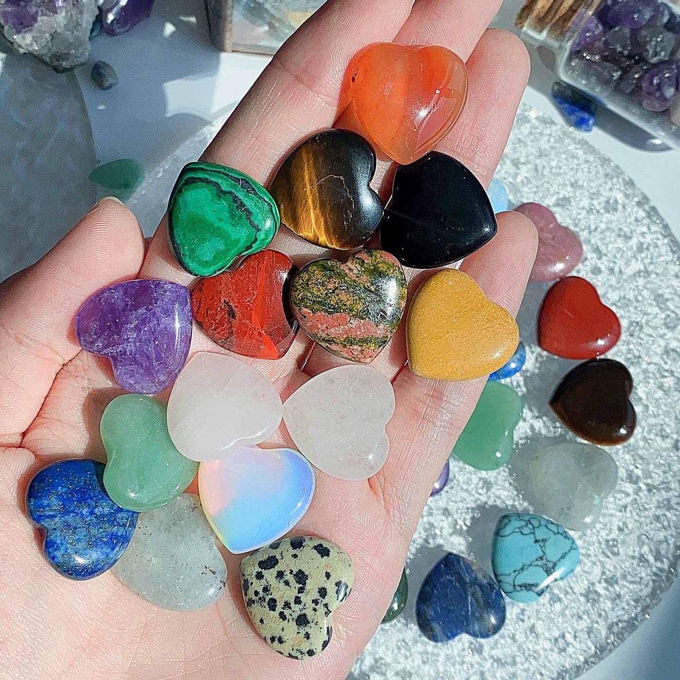 XIANNVXI 15 Pcs Healing Crystals Heart Stones Polished Crystals Gemstones Love Palm Pocket Stones Natural Reiki Chakra Crystals Set Gifts