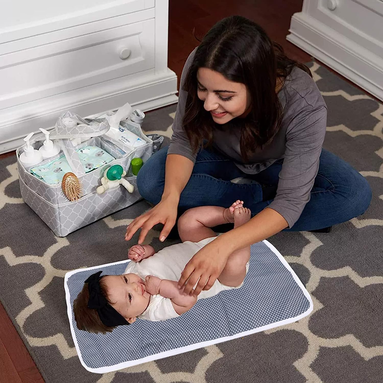 Wendergo Portable Nappy Changing Mat Baby Travel Change Mat Foldable Diaper Pad, 60 x 35 cm, Waterproof, Wipe Clean, Lightweight, Perfect for On The Go and Home, Newborns Essentials (Pink)