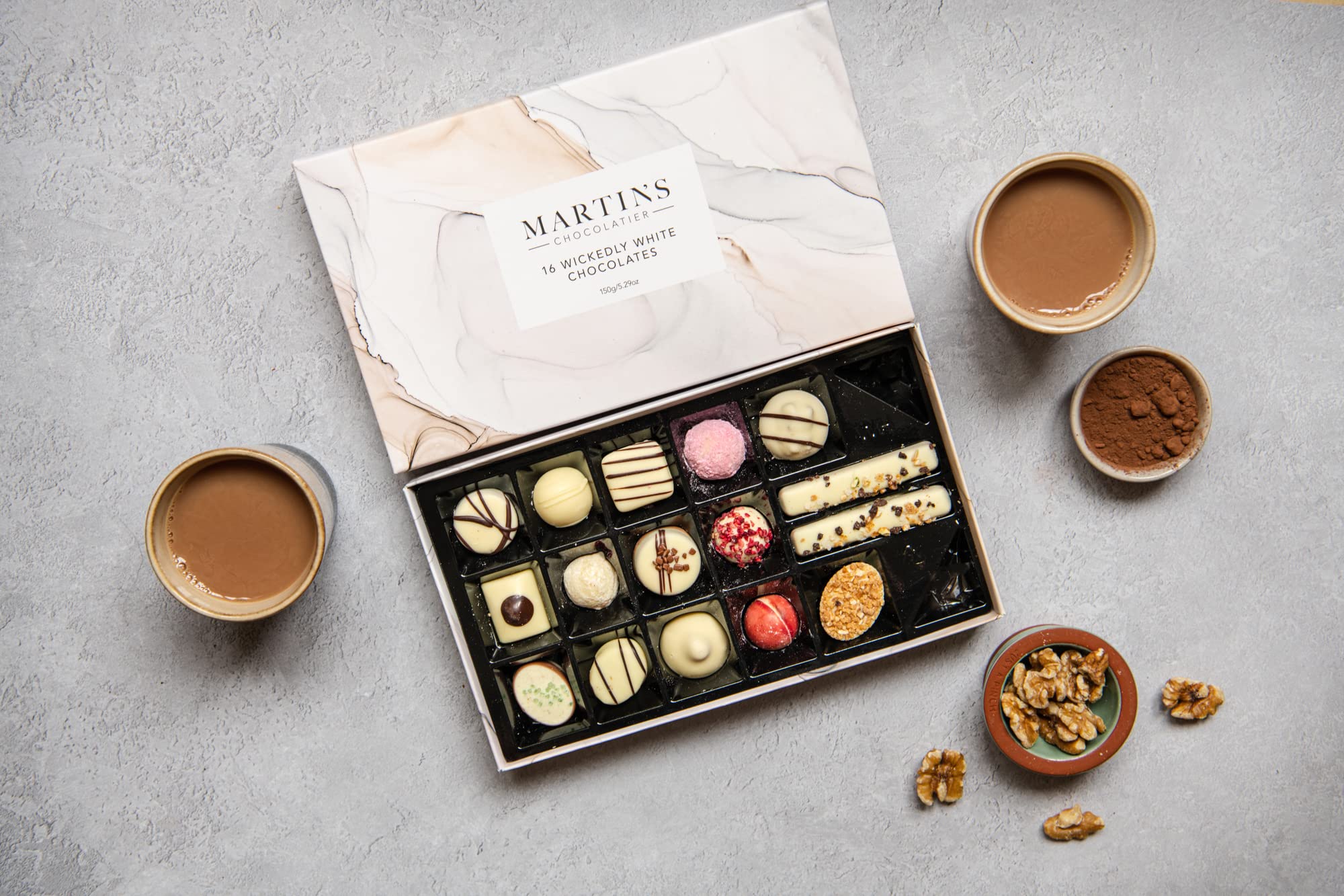 Martins Chocolatier Wickedly White Collection Luxury Handmade Chocolate Box 16 Belgian Chocolates, 15 Assorted Flavours Ideal Present for Birthdays & Anniversary (150g)