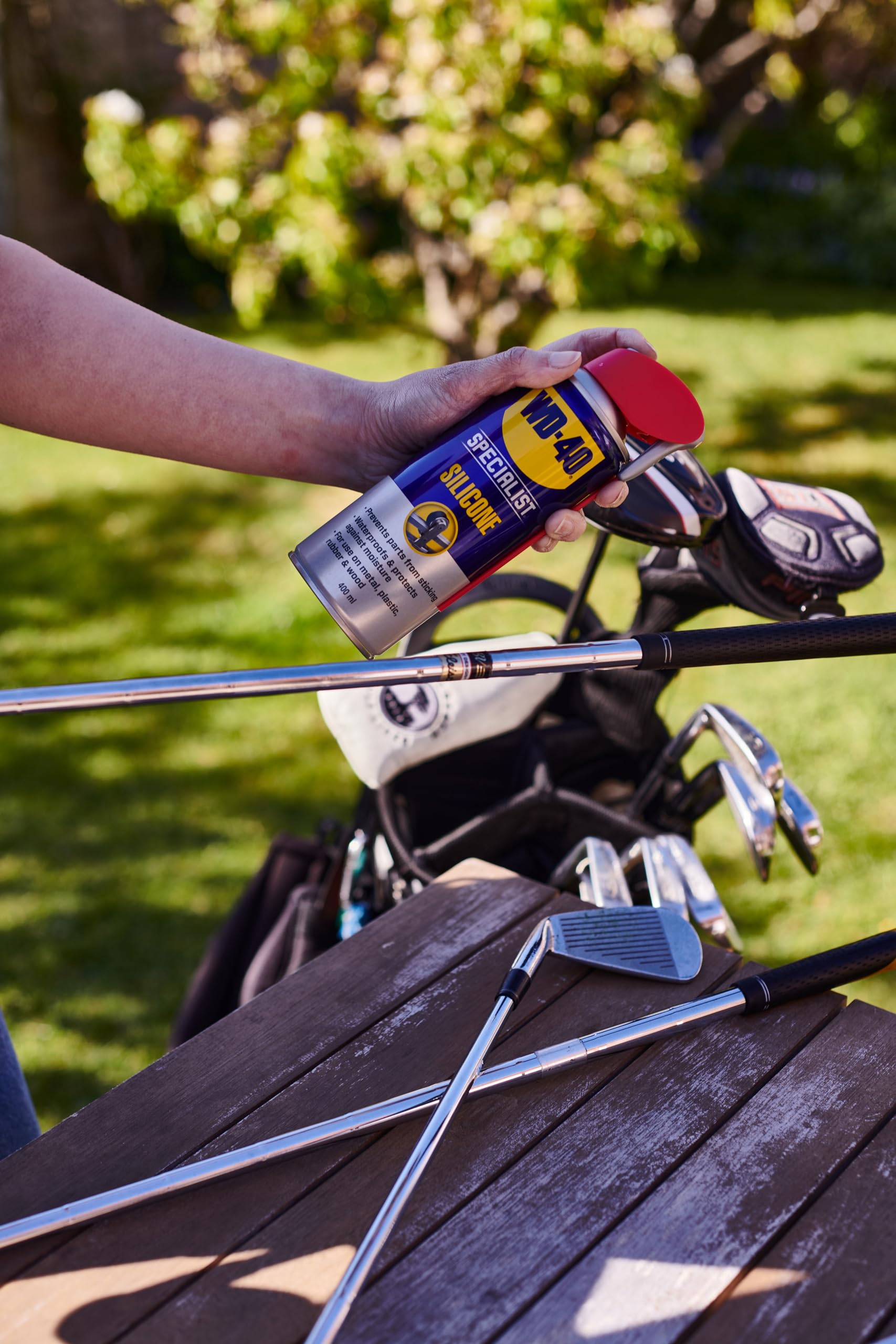 WD-40 Specialist Silicone Spray Lubricant 400ml Can - Versatile All-Weather Protection for Extended Tool Life, Repels Moisture, Dust, and Grime - Smart Straw Applicator Included