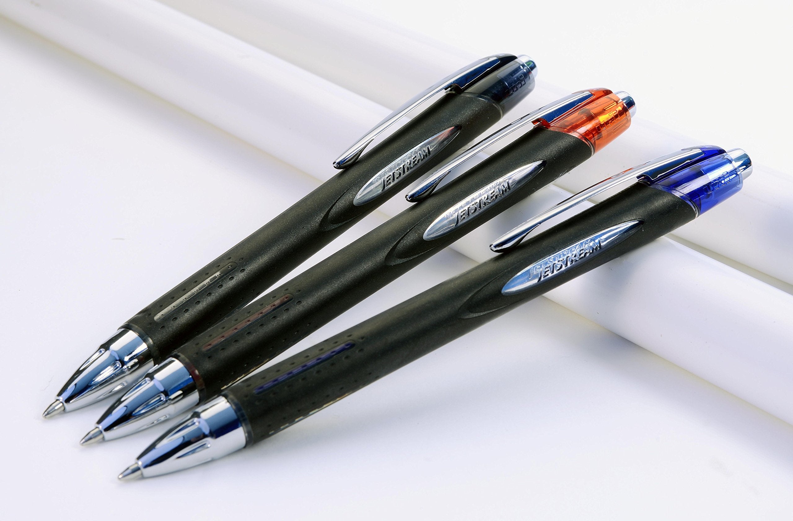 uni-ball SXN-210 RT Jetstream Black Rollerball Pens - Extremely Smooth Writing, Drawing, Art, Colouring, Note Taking, Journaling. Ink Dries Instantly. Does Not Smudge. Retractable Ballpoint - 3 Pack