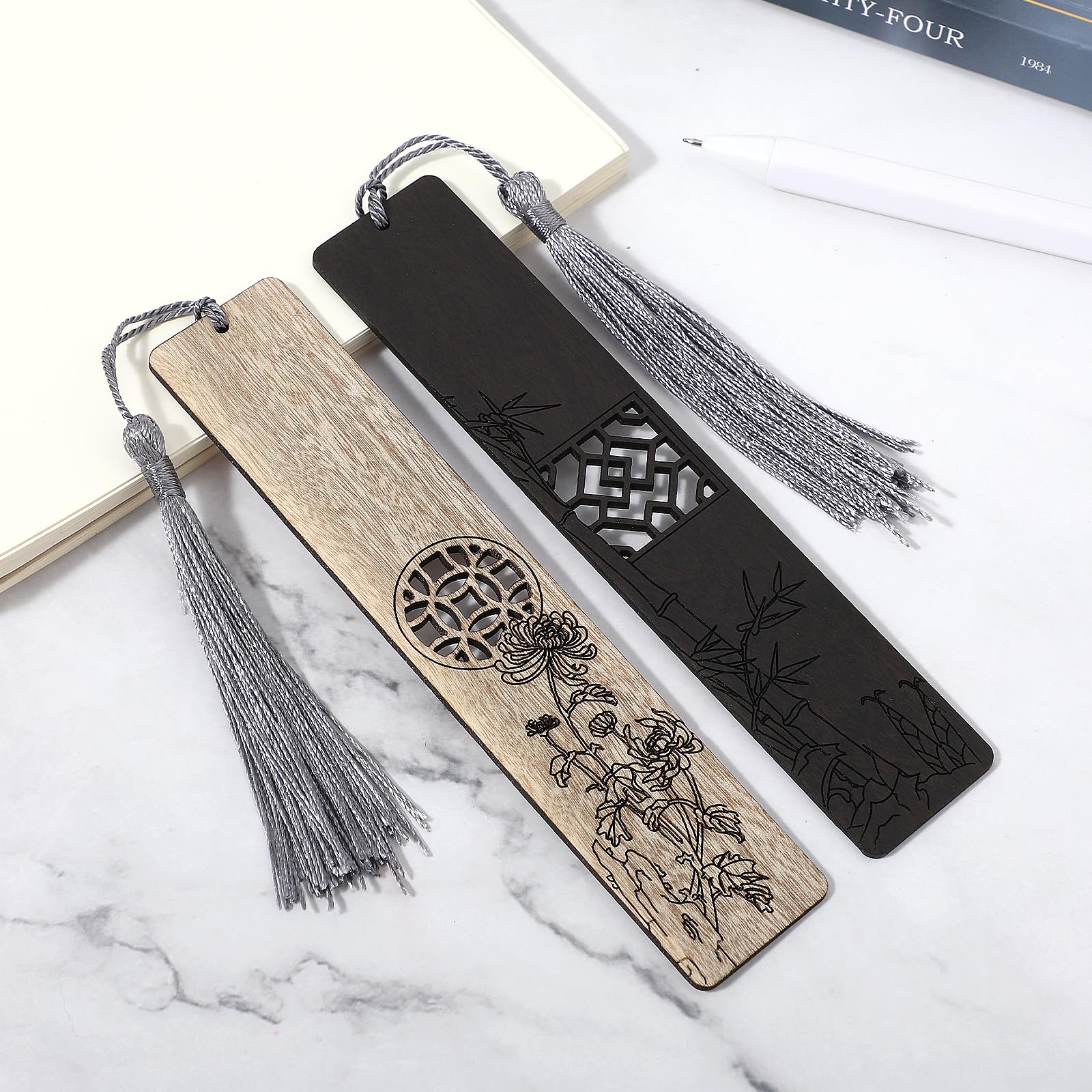 cobee Wooden Bookmarks for Book Lovers, 2 Pieces Handmade Wood Book Mark Natural Hollow Craft Bookmark Vintage Bookmark Gift for Women Men Students (H)