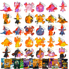 TOANWOD 30PCS Halloween Party Bag Fillers: Halloween Gifts for Kids Goody Bag Fillers Party Favours - Halloween Toys Prizes Gifts Trick or Treats - Pinata Filler 30 Keyring with 30 Cards