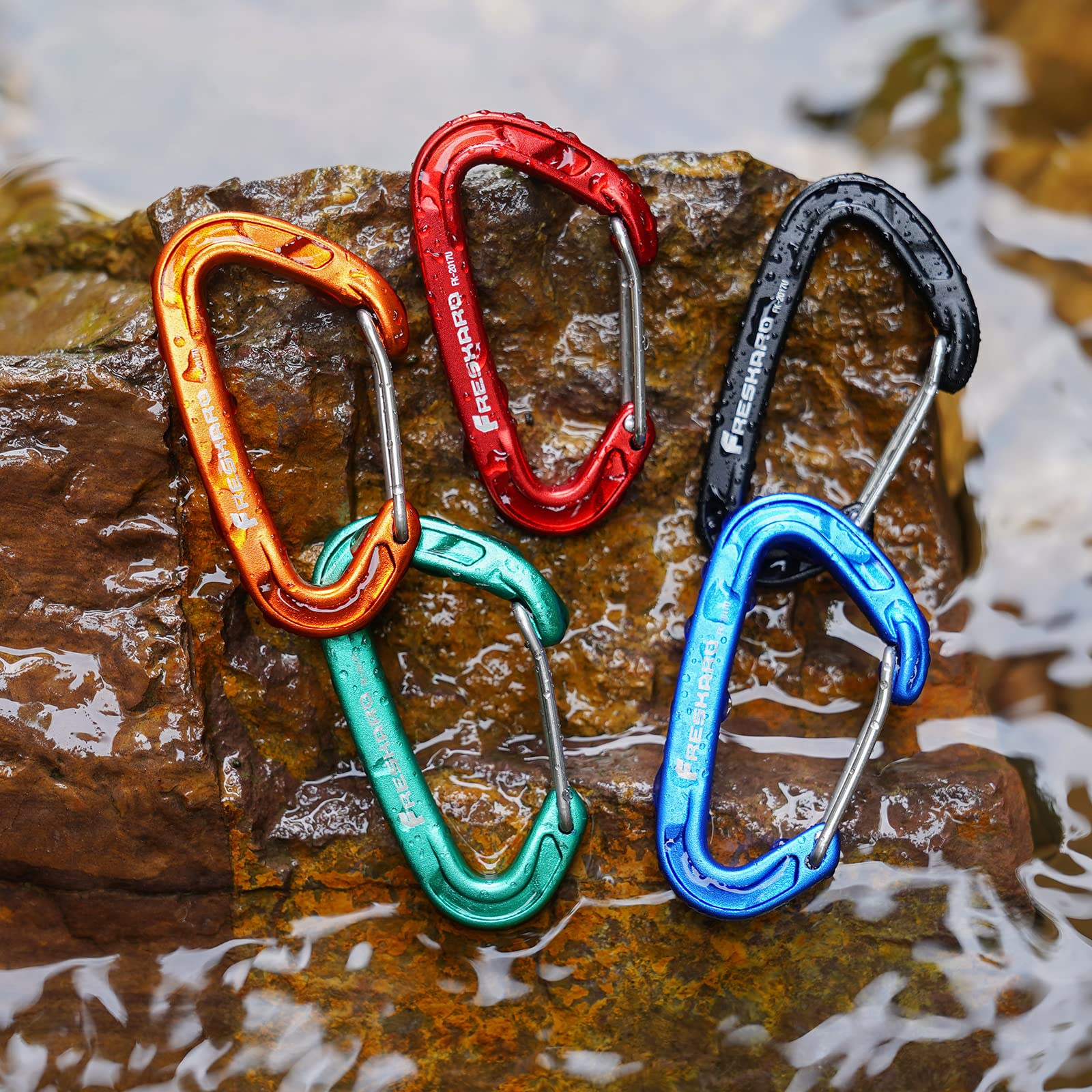 FresKaro 5pcs Carabiner Clips, caribeener clip Medium Duty, Small Sturdy Key Keychain Accessory, Spring Snap Wire-gate Hook, 8kN 816kg, for Hiking, Camping, Fishing, Not for Climbing, Mini Size, Red