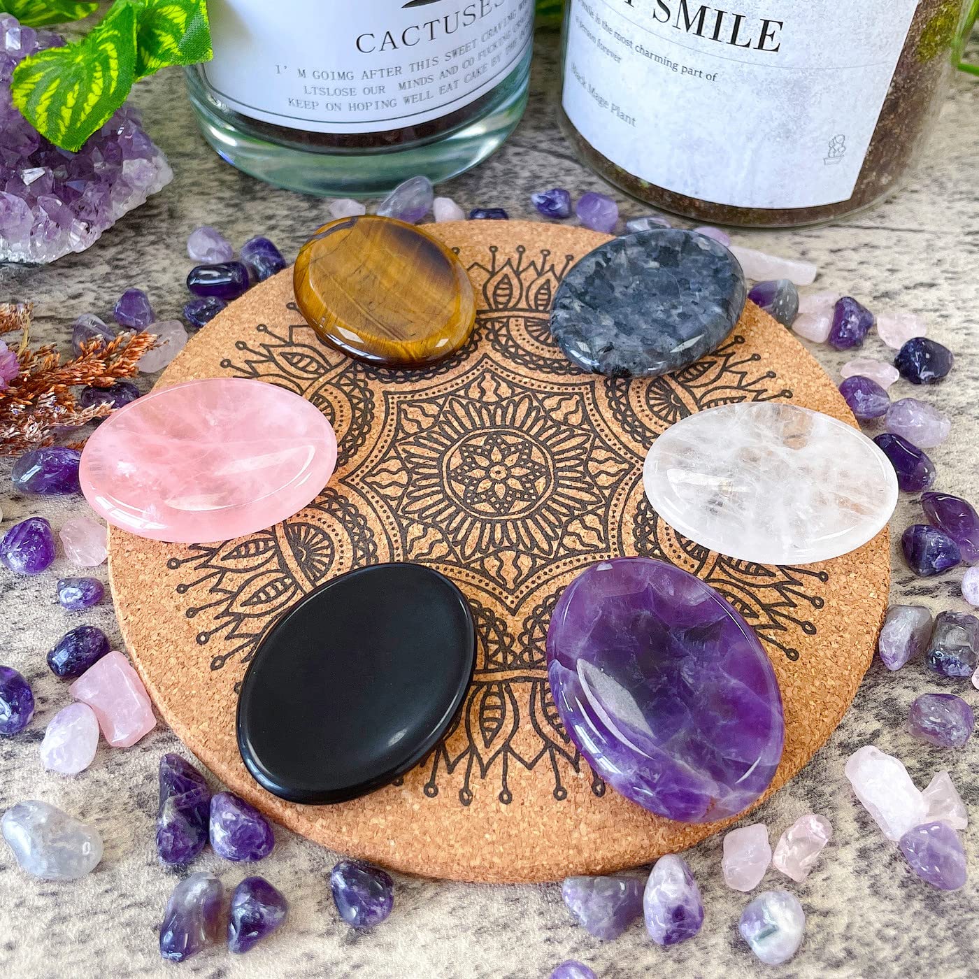 XIANNVXI Amethyst Crystal Stone,Amethyst Worry Stone,Healing Gemstone Polished Thumb Stone for Anxiety Relief,Reiki Amethyst Crystal Oval Stone Meditation Accessories