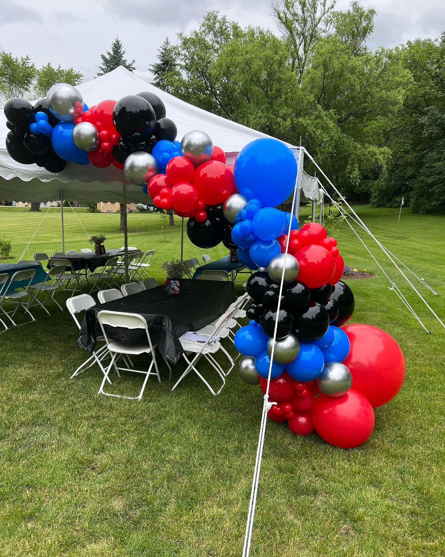 Red Balloons 110pcs Red Balloon Garland Arch Kit 5/10/12/18 Inch Different Sizes Red Matte Latex Balloon for Baby Shower Birthday Party Wedding Decorations Valentines Day Christmas Balloons Red